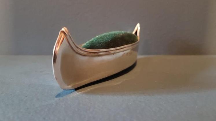 Edwardian Silver Canoe Pin Cushion - Image 3