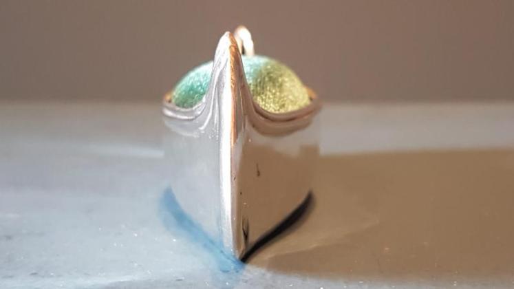 Edwardian Silver Canoe Pin Cushion - Image 4