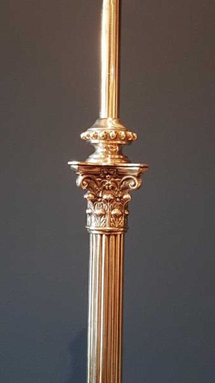 Edwardian Cast Brass Corinthian Column Lamp Standard - Image 3