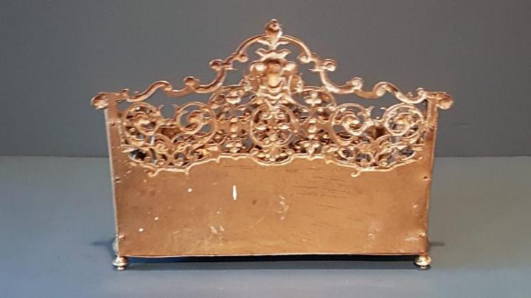 Superb Victorian Cast Brass Letter Rack - Image 6
