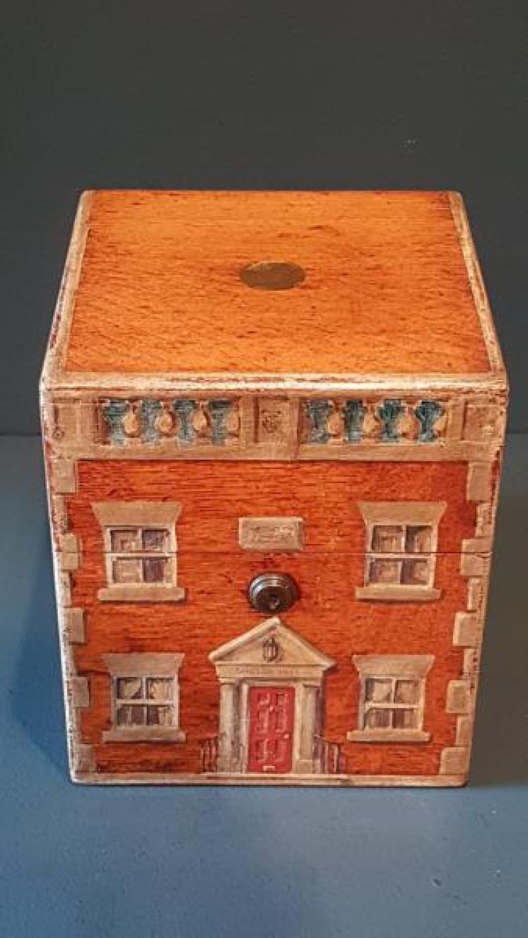 Victorian Country House Oak Spirits Box - Image 3