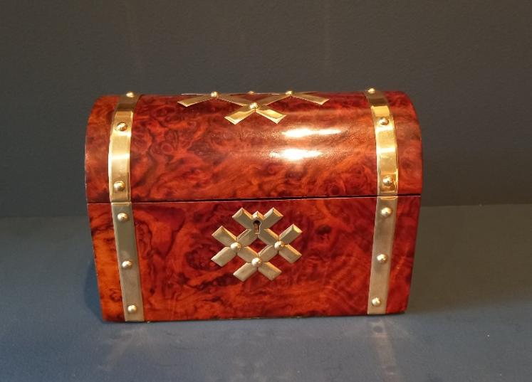 Mid Victorian Burr Walnut Tea Caddy - Image 7