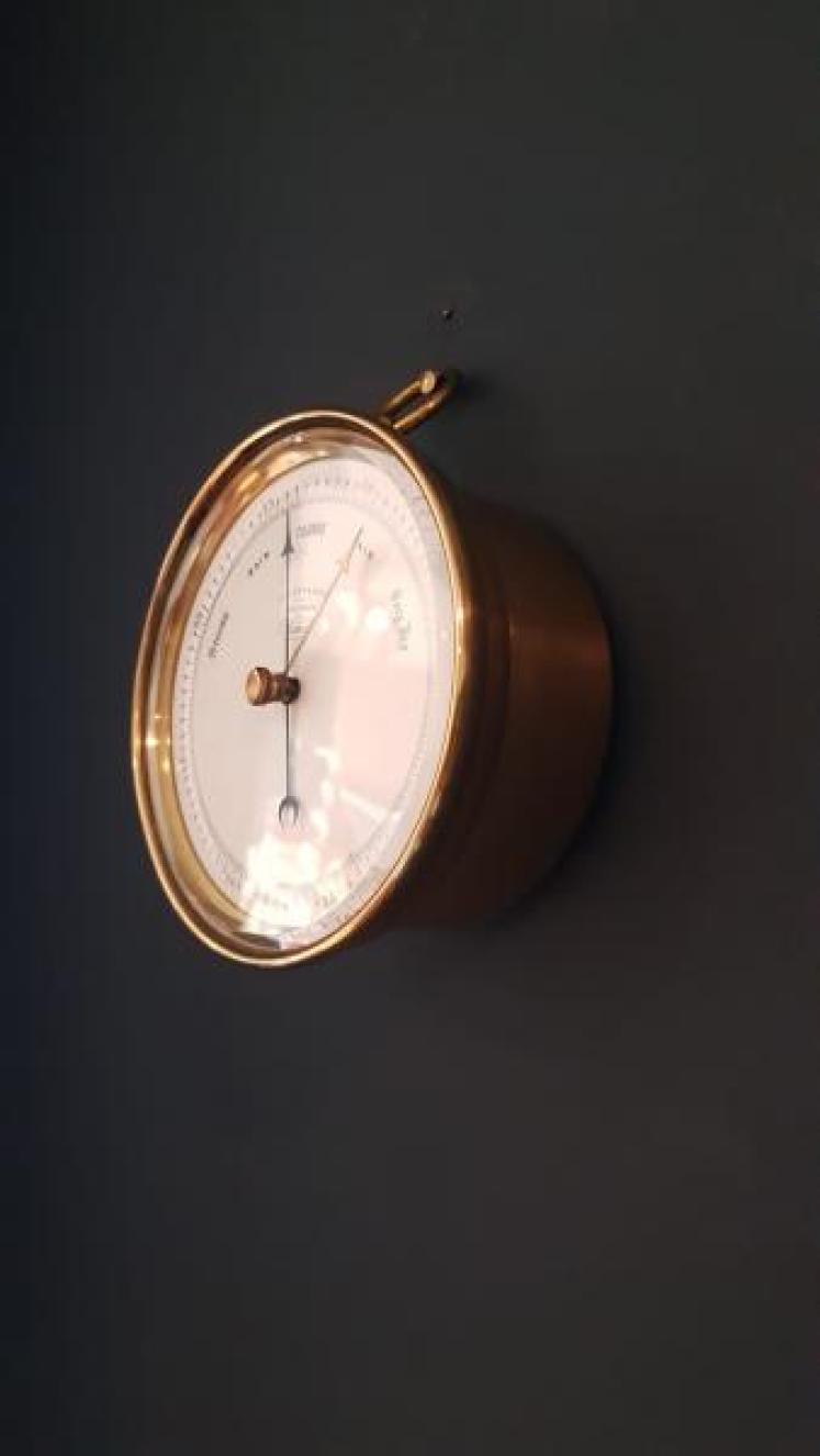 Fine Quality Victorian Enamel Dial Marine Barometer by Steward - Image 4