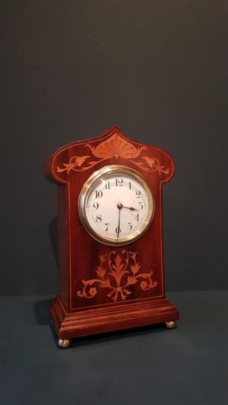 Fine Quality Inlaid Mahogany Mantel Clock - Image 1