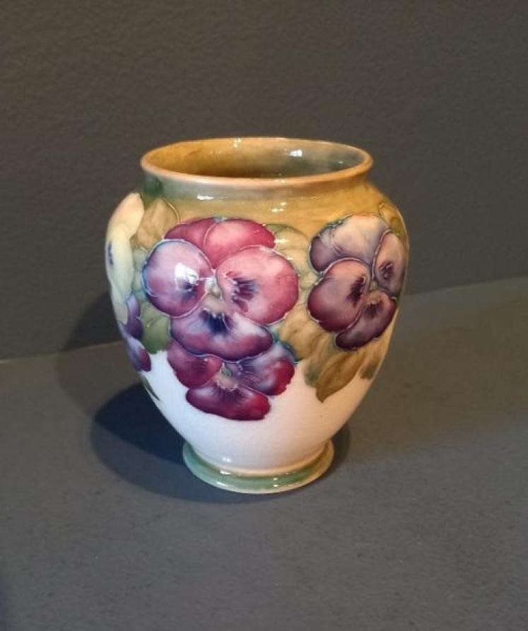 Rare McIntyre Moorcroft Pansy on White Ground Vase - Image 2