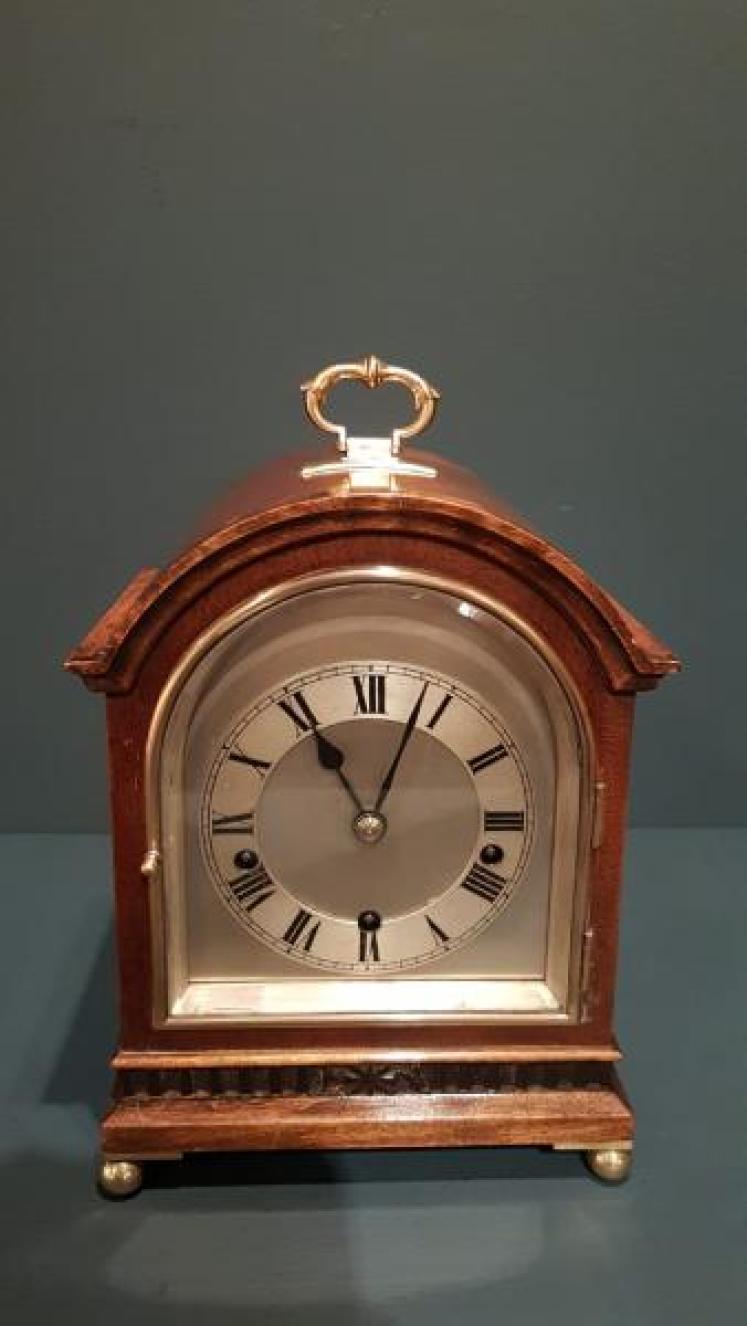 Late Victorian Westminster Chiming Mantel Clock - Image 1