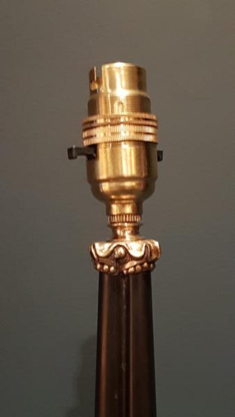 Late Victorian Decorative Brass and Cast Iron Table Lamp - Image 4
