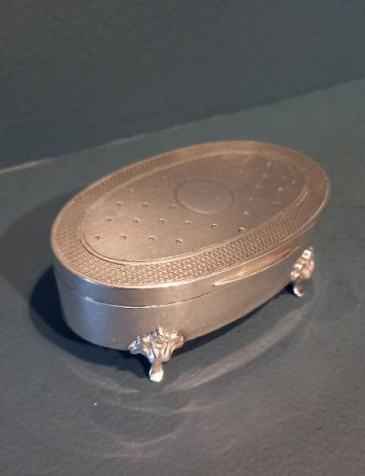 George V Silver Oval Ring Box - Image 1