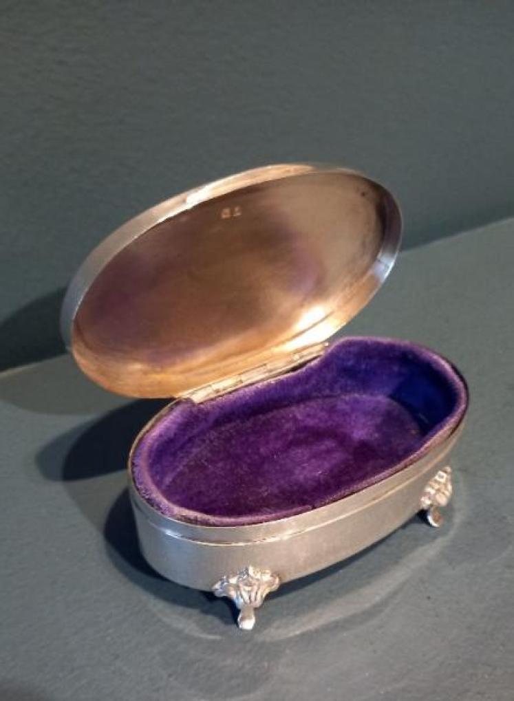 George V Silver Oval Ring Box - Image 4