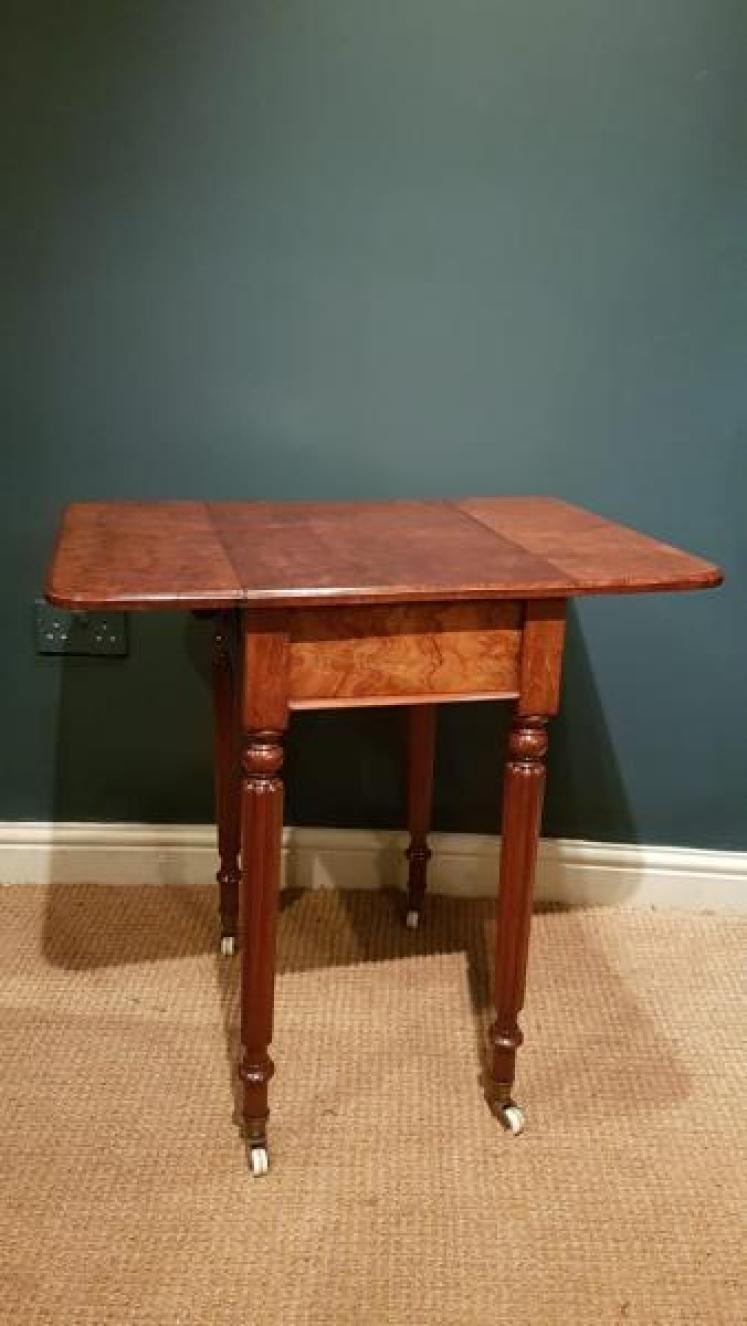 Early Victorian Figured Walnut Lamp Table - Image 4