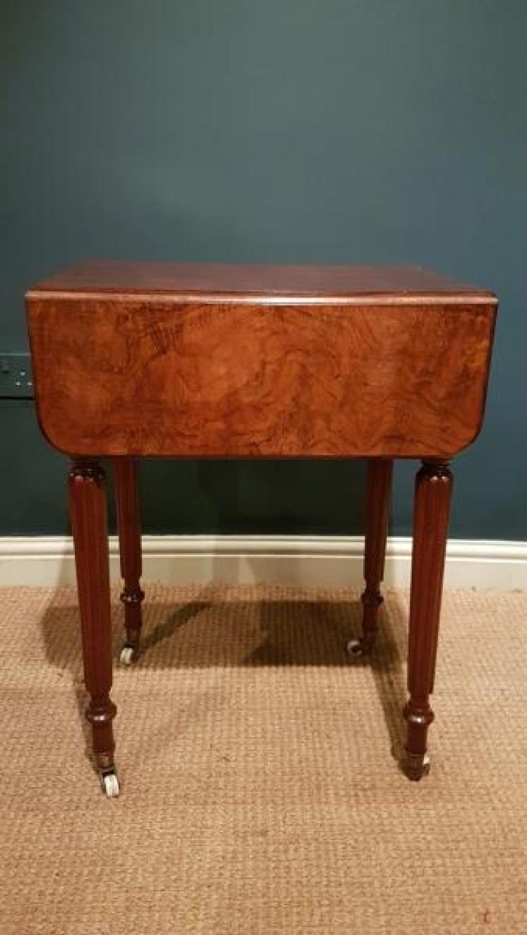 Early Victorian Figured Walnut Lamp Table - Image 5