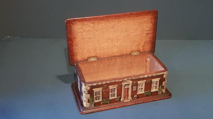 Victorian Oak Painted Country House Box - Image 7