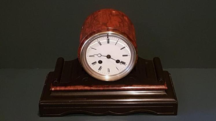 Victorian Slate and Marble Mantel Clock - Image 2