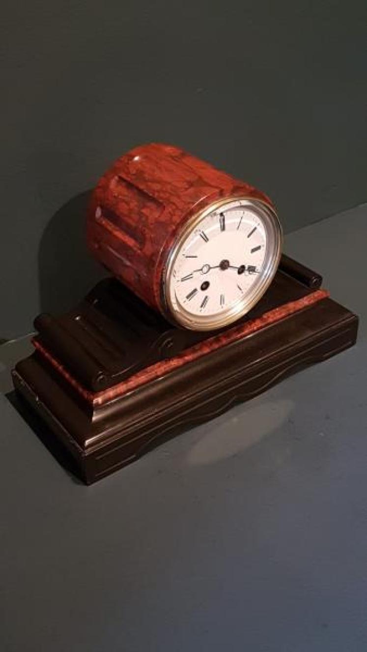 Victorian Slate and Marble Mantel Clock - Image 4