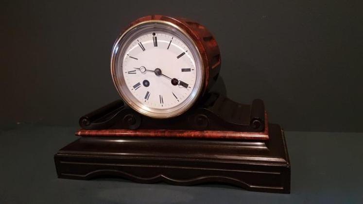 Victorian Slate and Marble Mantel Clock - Image 5