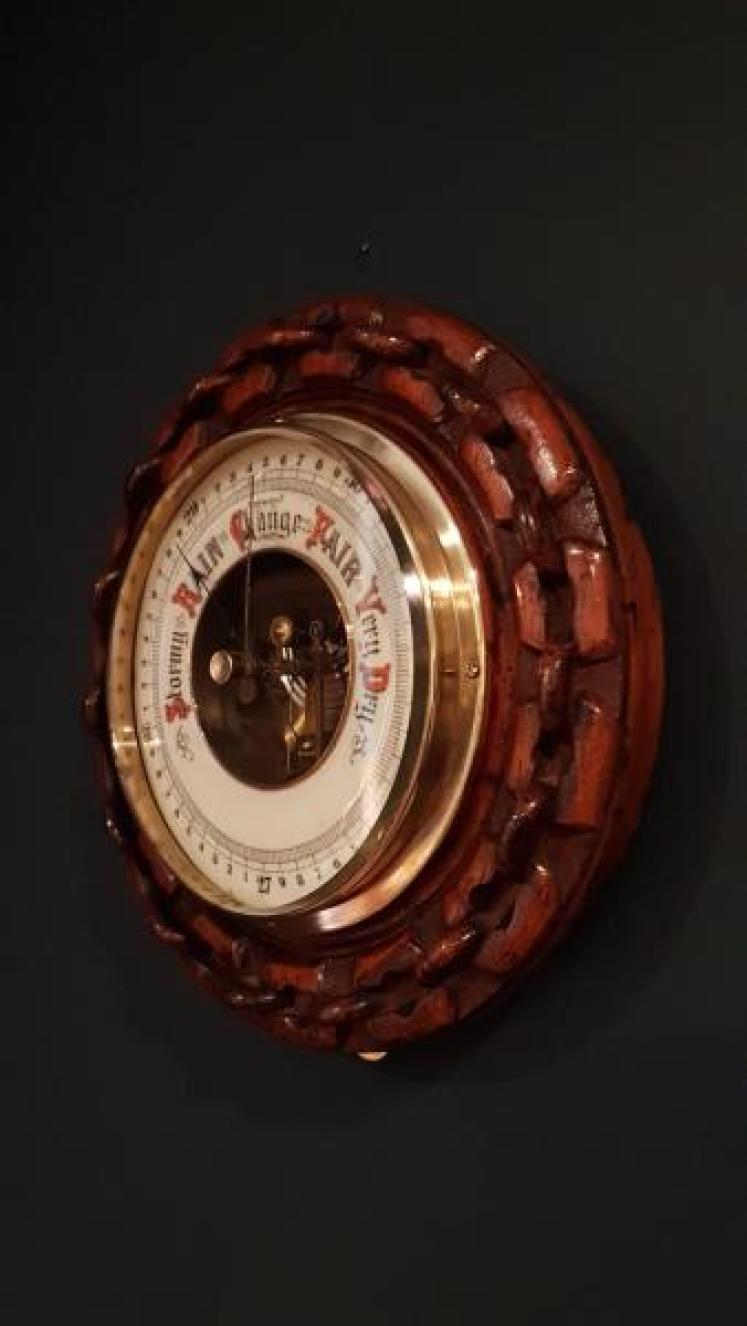 Victorian Carved Oak Barometer - Image 4
