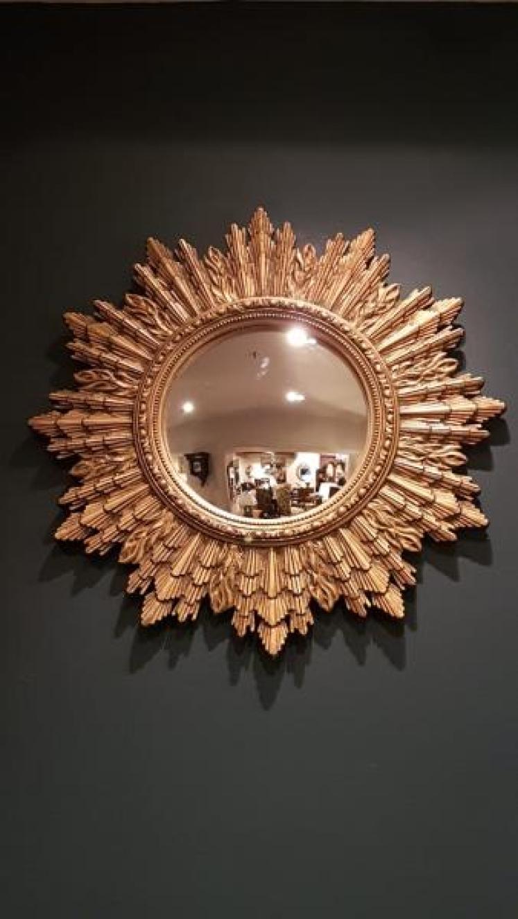 1920's Gilt Sunburst Convex Mirror - Image 1