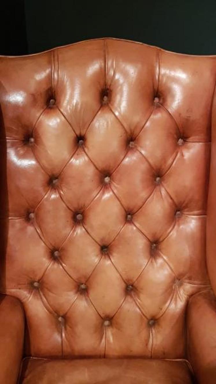 Edwardian Tan Leather Wing Back Arm Chair - Image 7