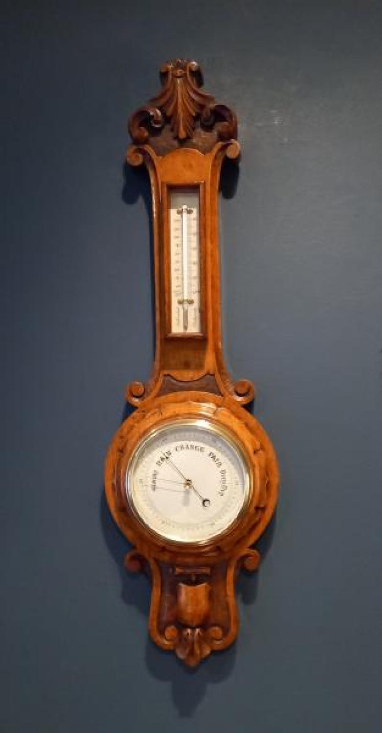 Small Victorian Polished Oak Banjo Barometer - Image 1