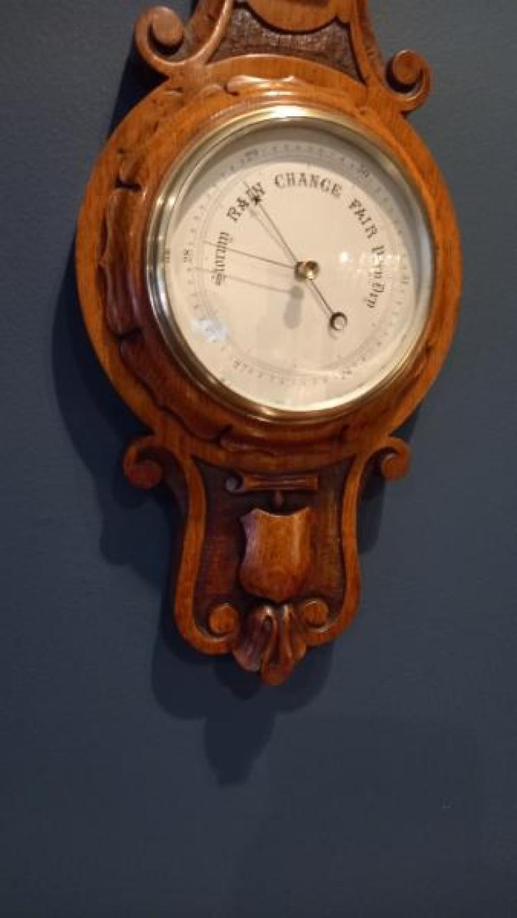 Small Victorian Polished Oak Banjo Barometer - Image 6
