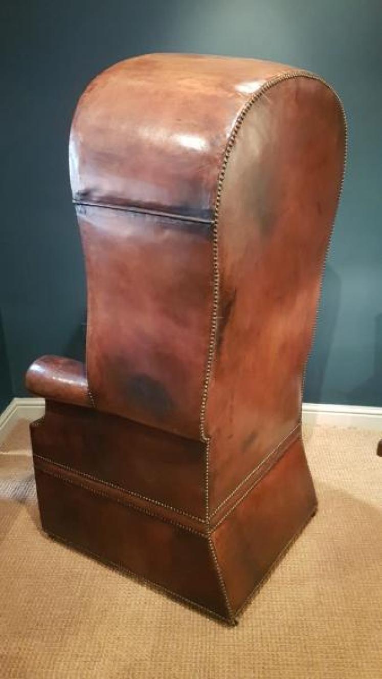 Outstanding Edwardian Leather Porters Chair - Image 6
