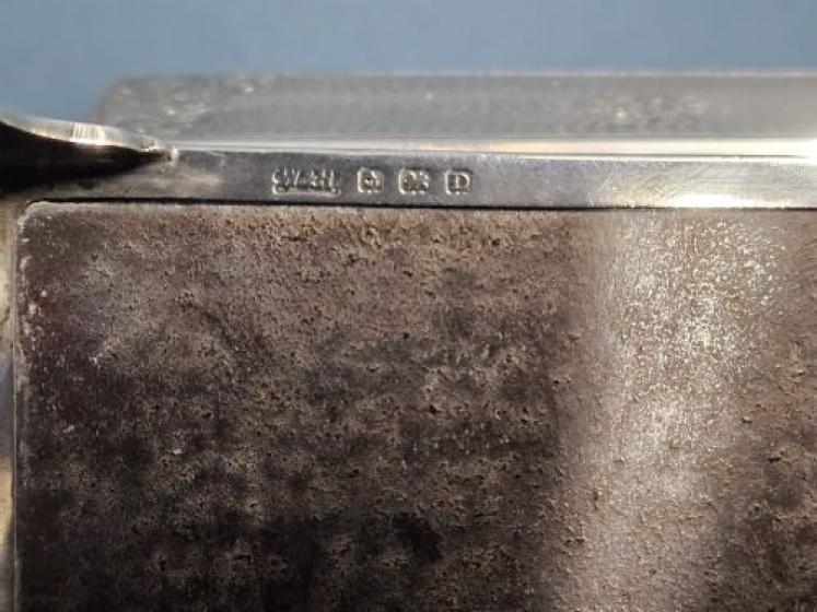 Fine Quality Walker and Hall Silver Jewel Box - Image 5