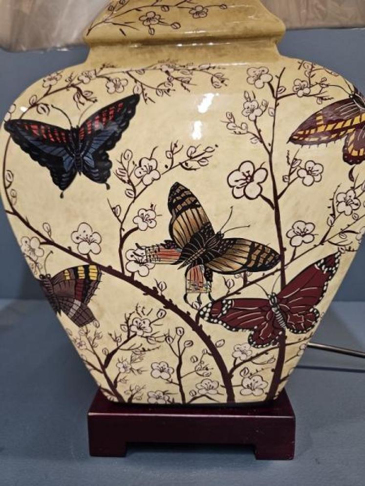 Porcelain Lamp with Butterfly and Blossom Design and Shade - Image 3