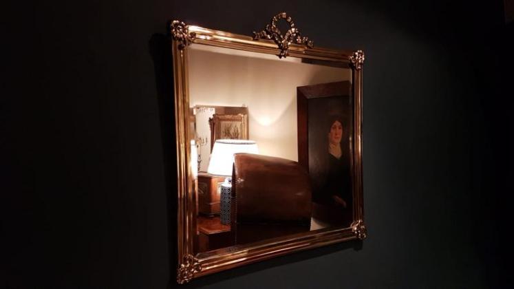 Quality Victorian Brass Framed Mirror - Image 4