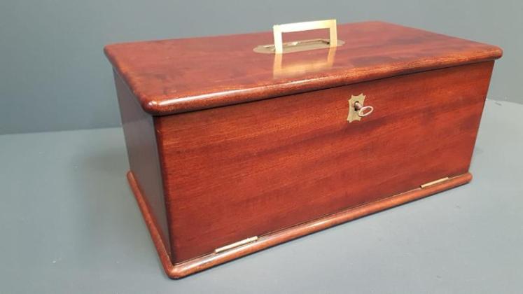 Mid Victorian Mahogany Apothecary Box - Image 6