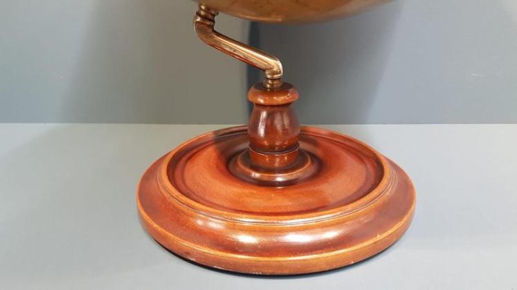 1930's Phillips 14" Plaster Terrestrial Globe - Image 6