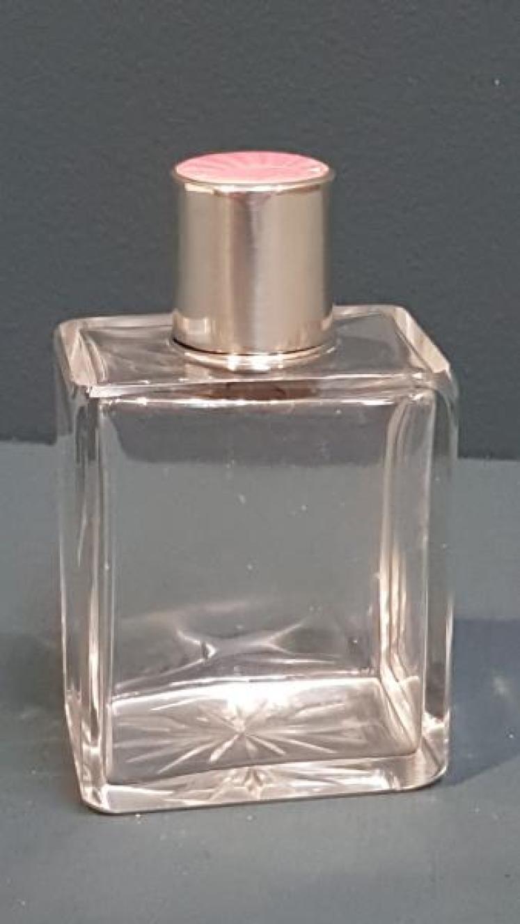 Engine Turned Pink Enamel and Silver Scent Bottle - Image 7
