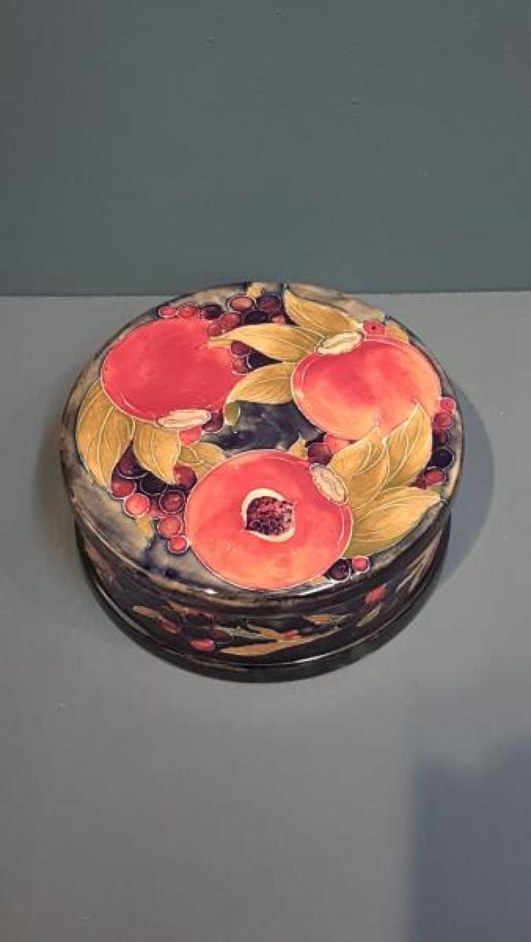 Unusual Moorcroft Circular Table Box - Image 3