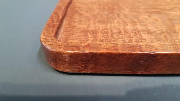 Superb 1940's Mouseman Oak Tray - Image 3