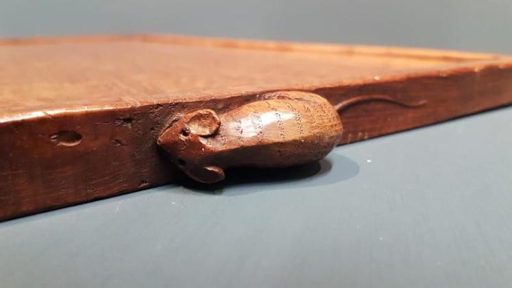 Superb 1940's Mouseman Oak Tray - Image 5