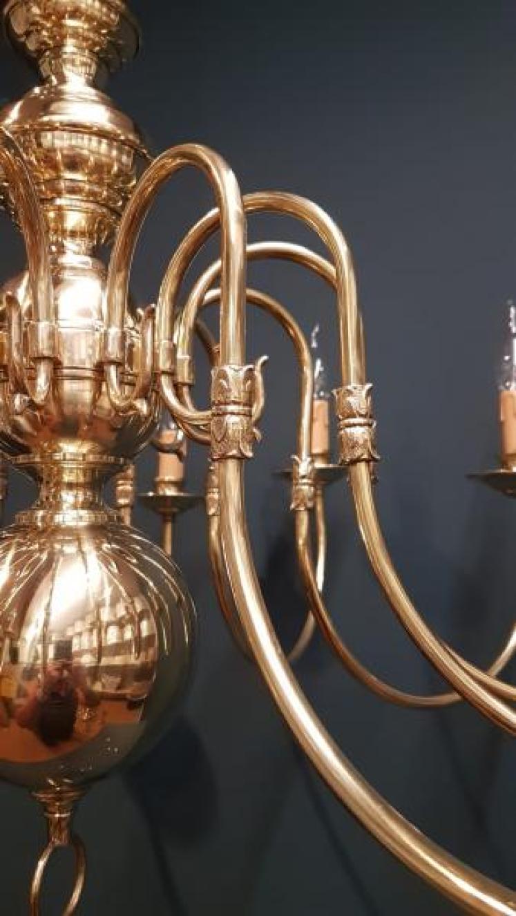 Edwardian 12 Arm Brass Chandelier - Image 4