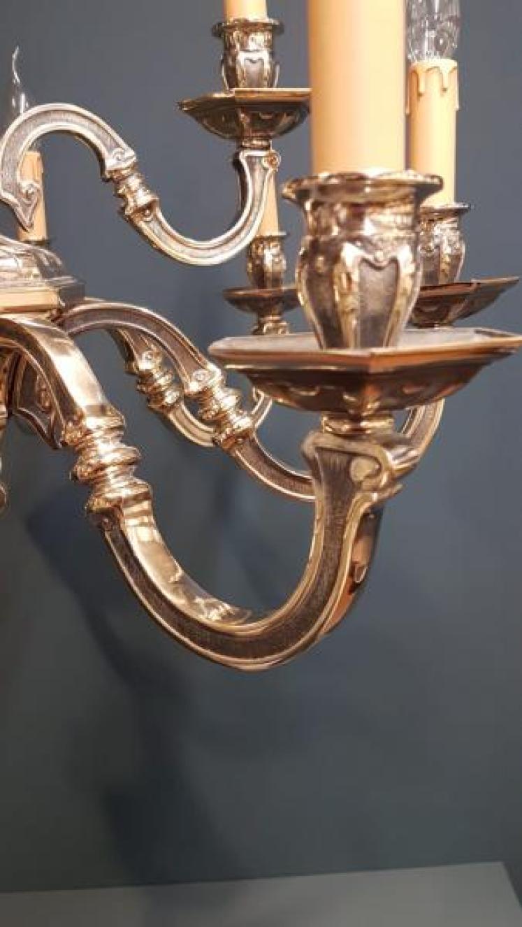 Superb Edwardian Cast Brass 12 Arm Chandelier - Image 4
