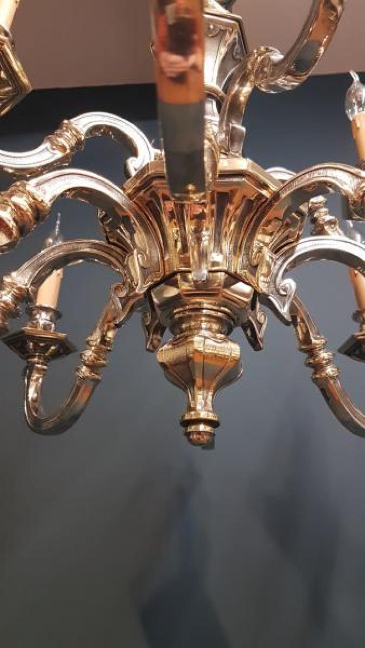 Superb Edwardian Cast Brass 12 Arm Chandelier - Image 5