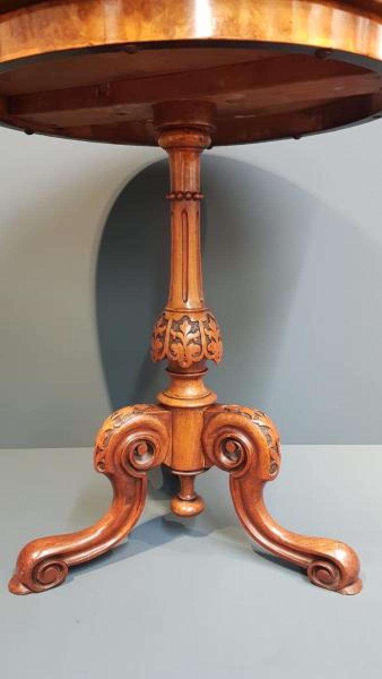 Victorian Burr Walnut Lamp Table - Image 5