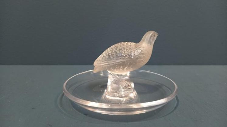 Lalique Opalescent Sitting Grouse Ring Tray - Image 3