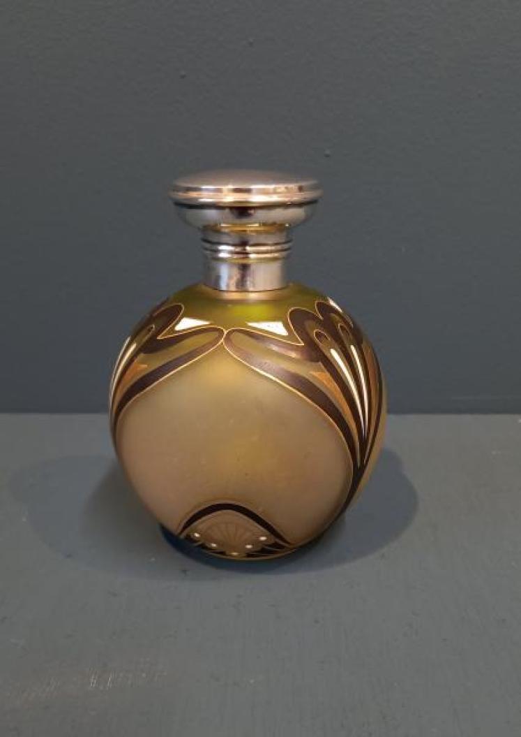 Art Nouveau Silver Iridescent Olive Green Glass Scent Bottle - Image 7