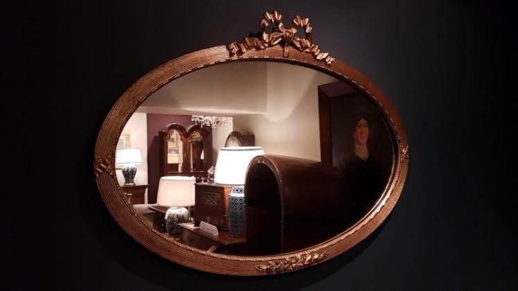 Edwardian Timber Gilt Oval Mirror  - Image 4