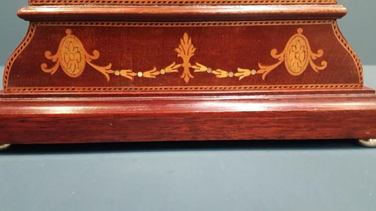 Edwardian Inlaid Mahogany Mantel Clock - Image 5