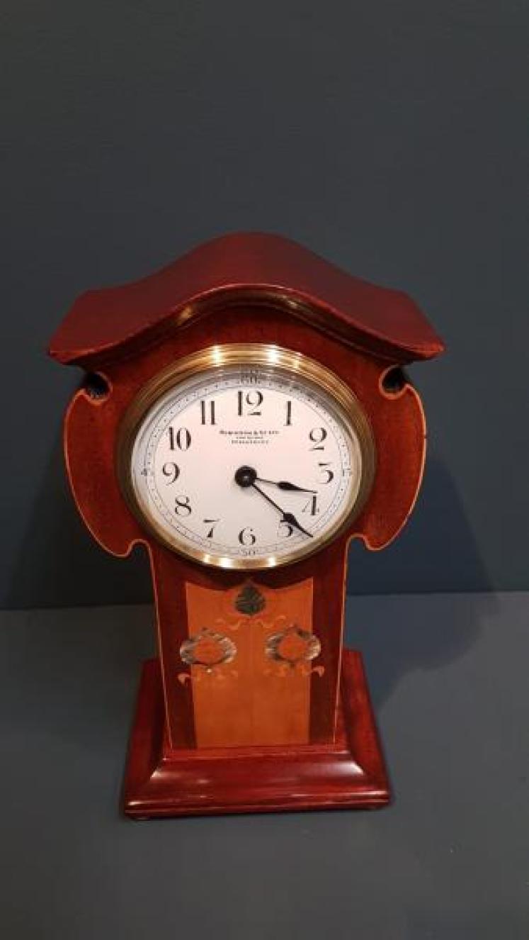 Fine Quality Art Nouveau Inlaid Mantel Clock - Image 2
