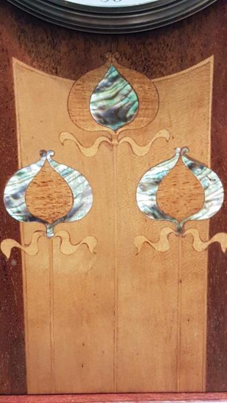 Fine Quality Art Nouveau Inlaid Mantel Clock - Image 4