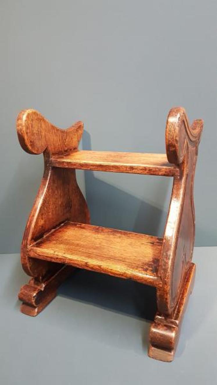 Set of Victorian Oak Library Steps - Image 1