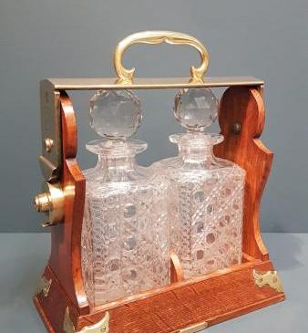 Atkinson Lancaster 2 Pint Bottle Tantalus