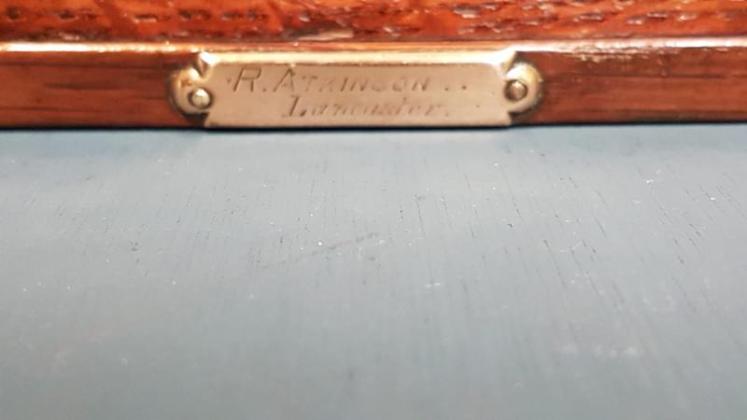 Atkinson Lancaster 2 Pint Bottle Tantalus - Image 6