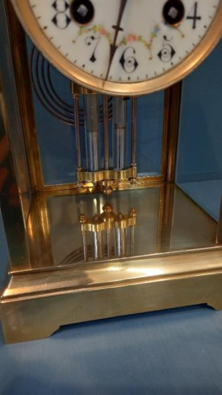 Small Victorian Brass 'Four Glass' Mantel Clock - Image 4