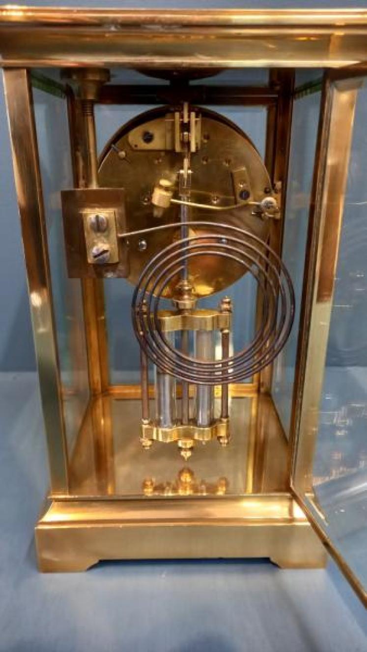 Small Victorian Brass 'Four Glass' Mantel Clock - Image 5