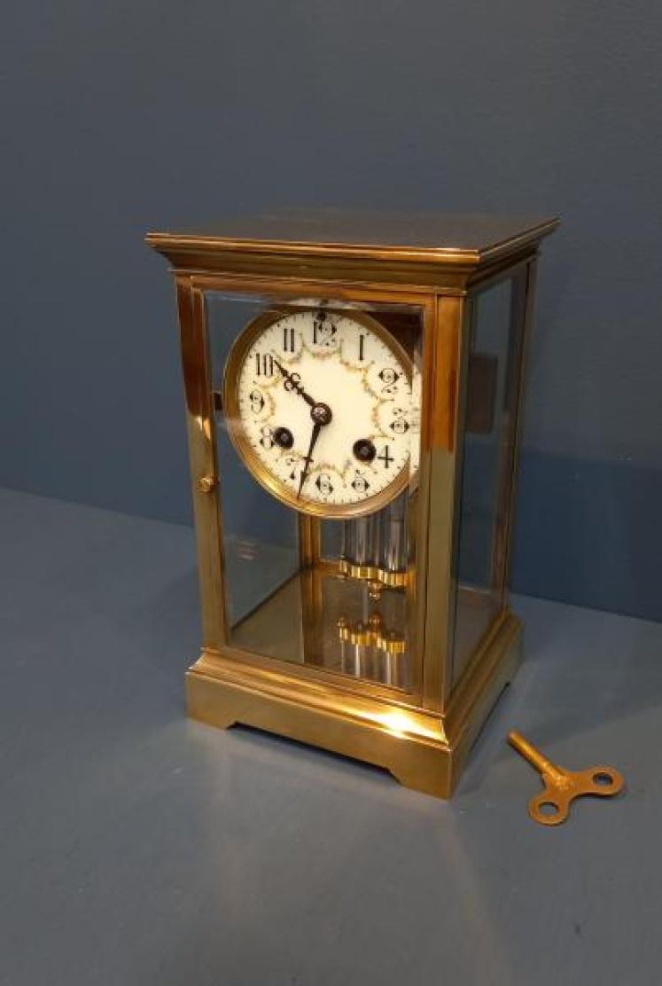Small Victorian Brass 'Four Glass' Mantel Clock - Image 7